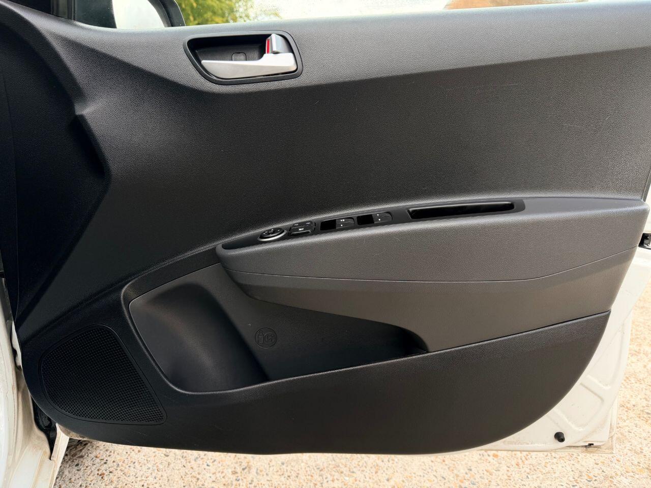 Hyundai I10 view 14
