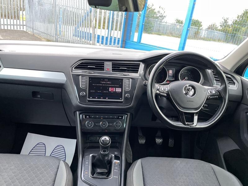 2016 Volkswagen Tiguan image 15