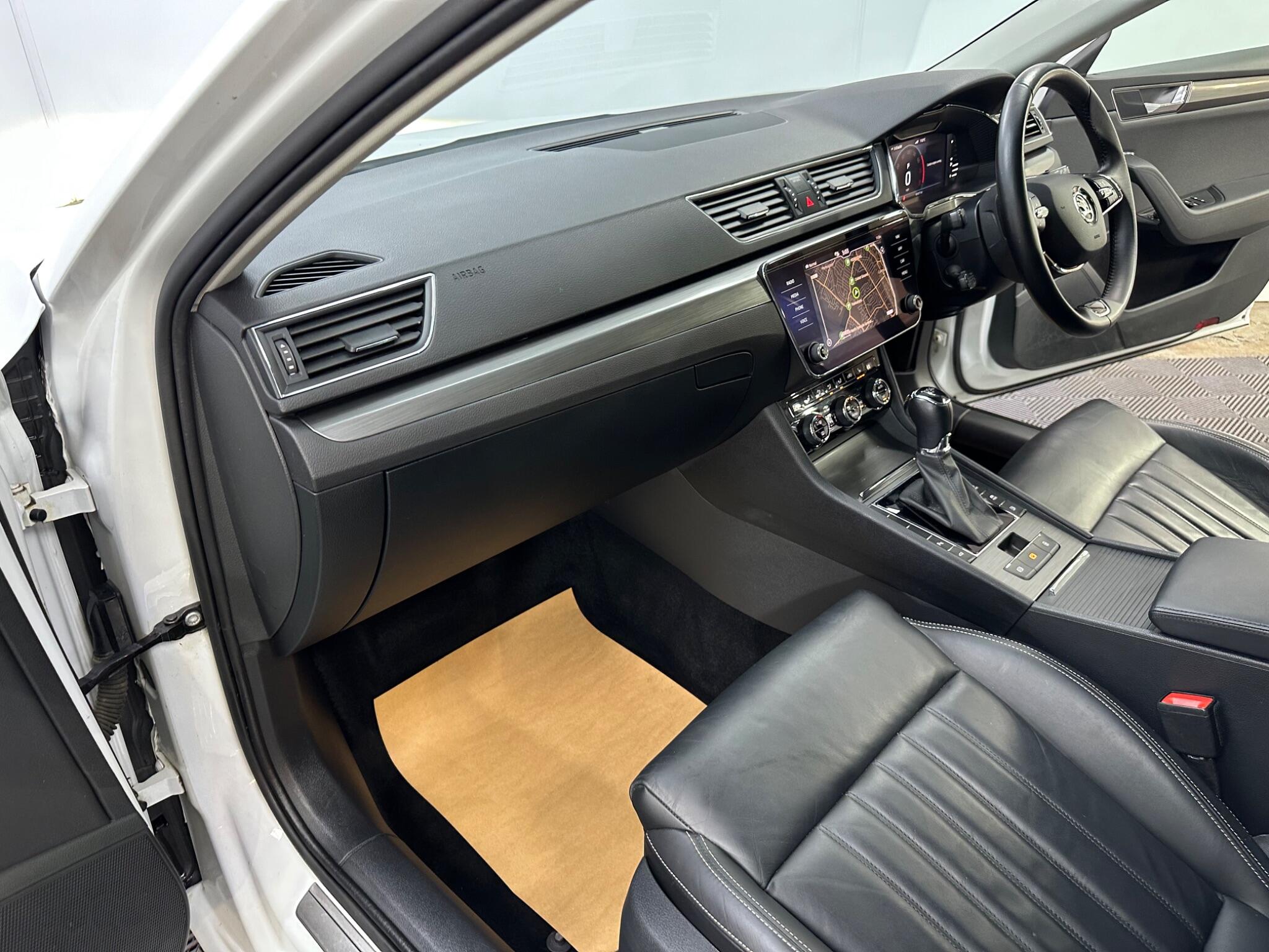 Skoda Superb view 49