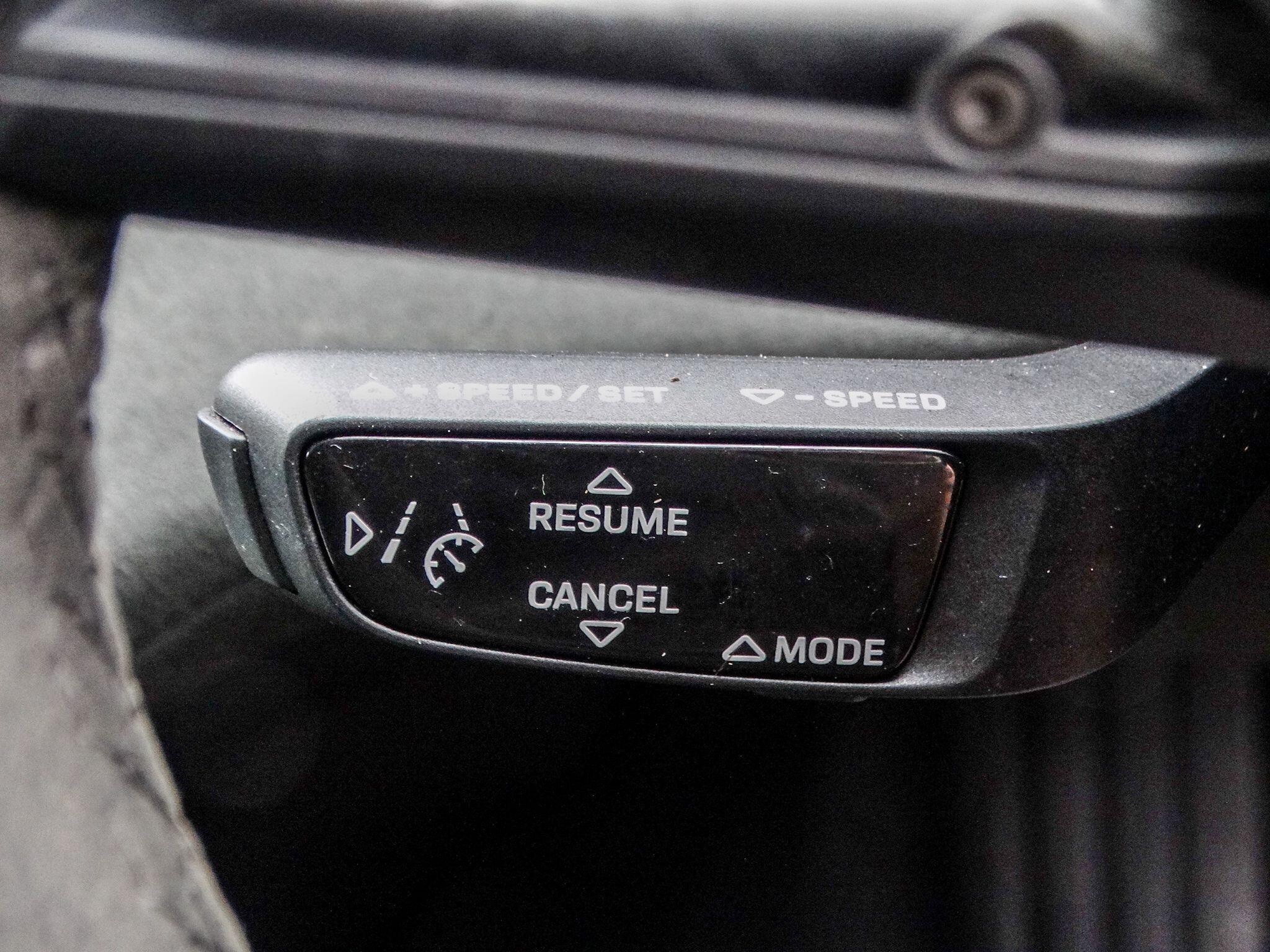 Porsche Taycan view 33