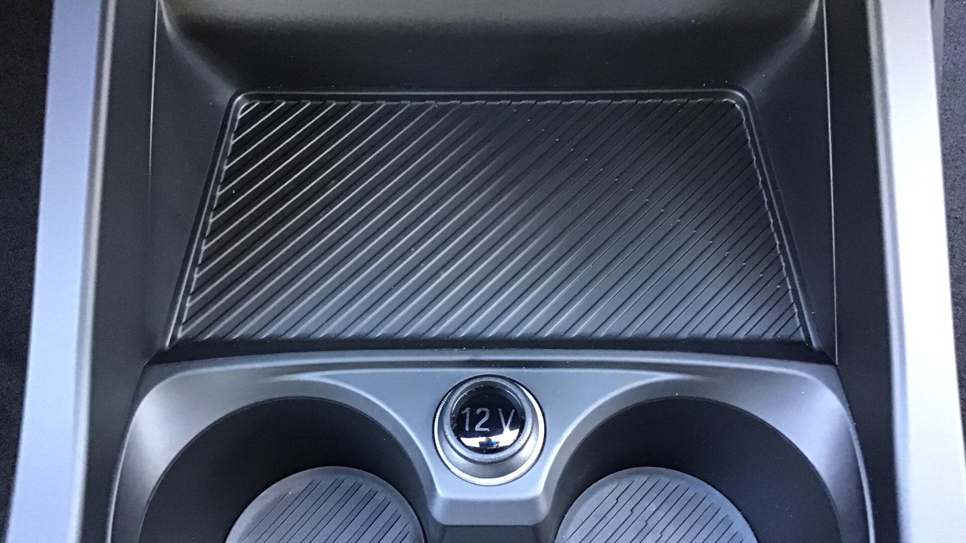 BMW 1 Series view 22