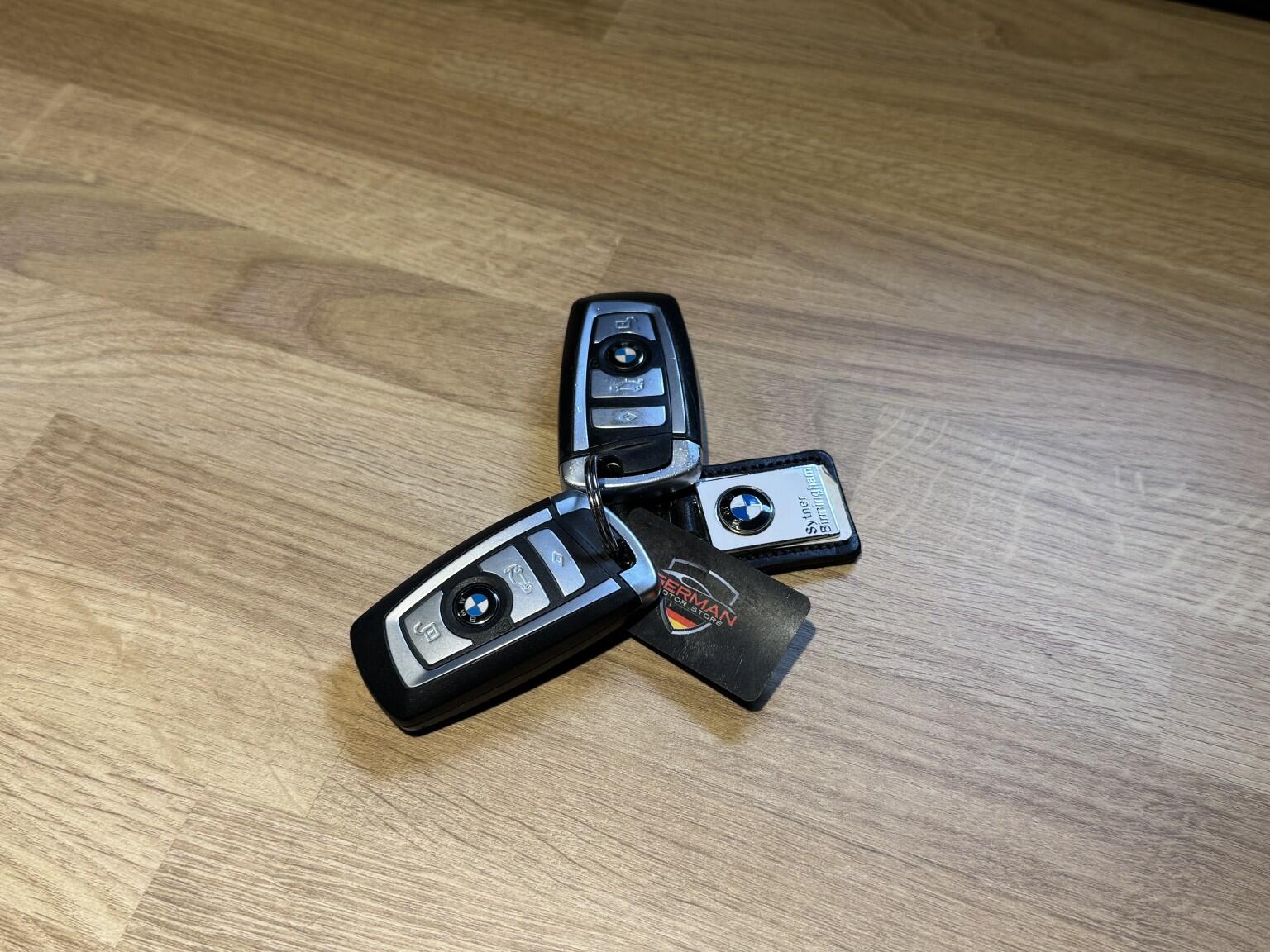 BMW 6 Series view 34