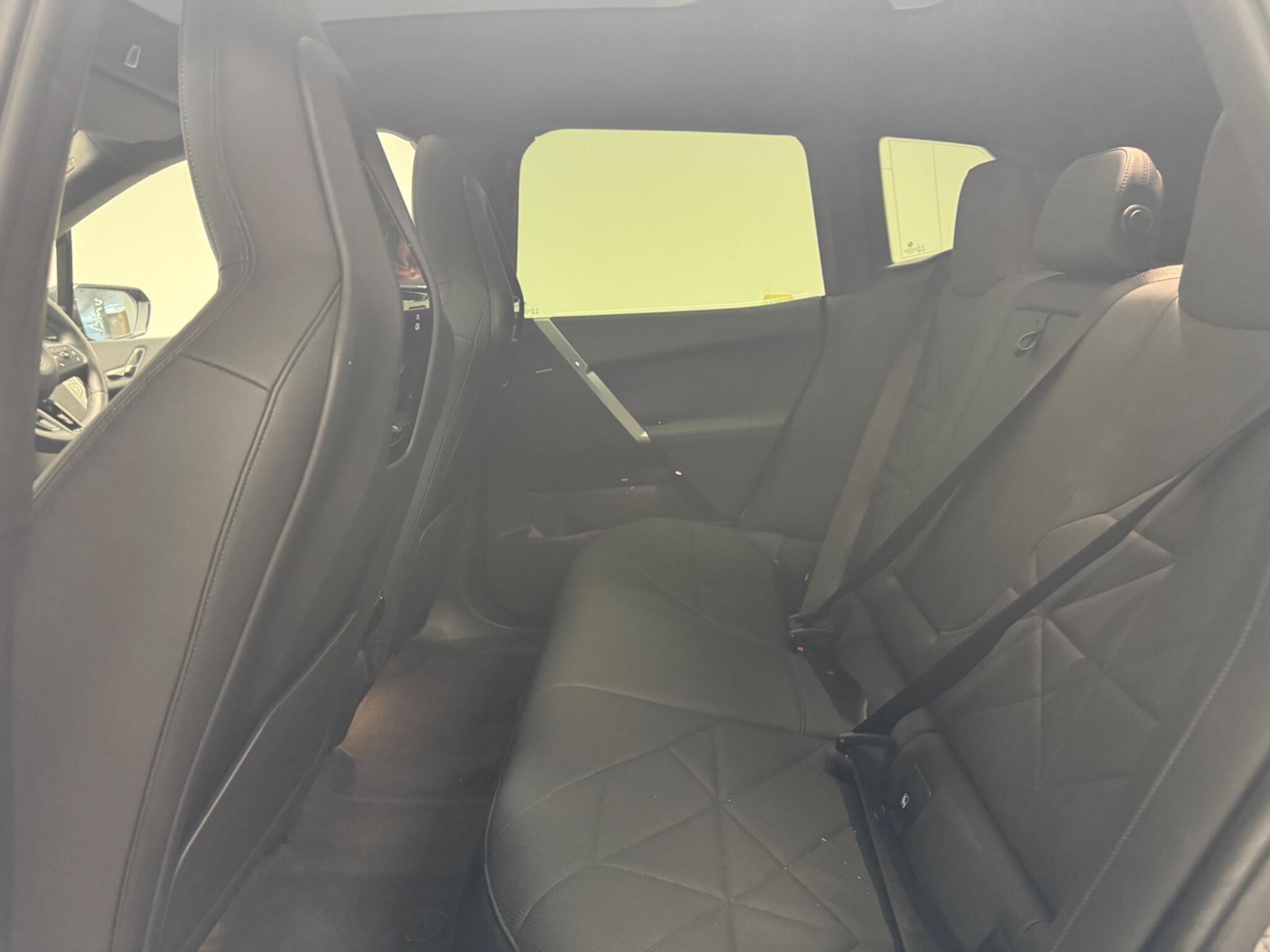 BMW Ix view 11