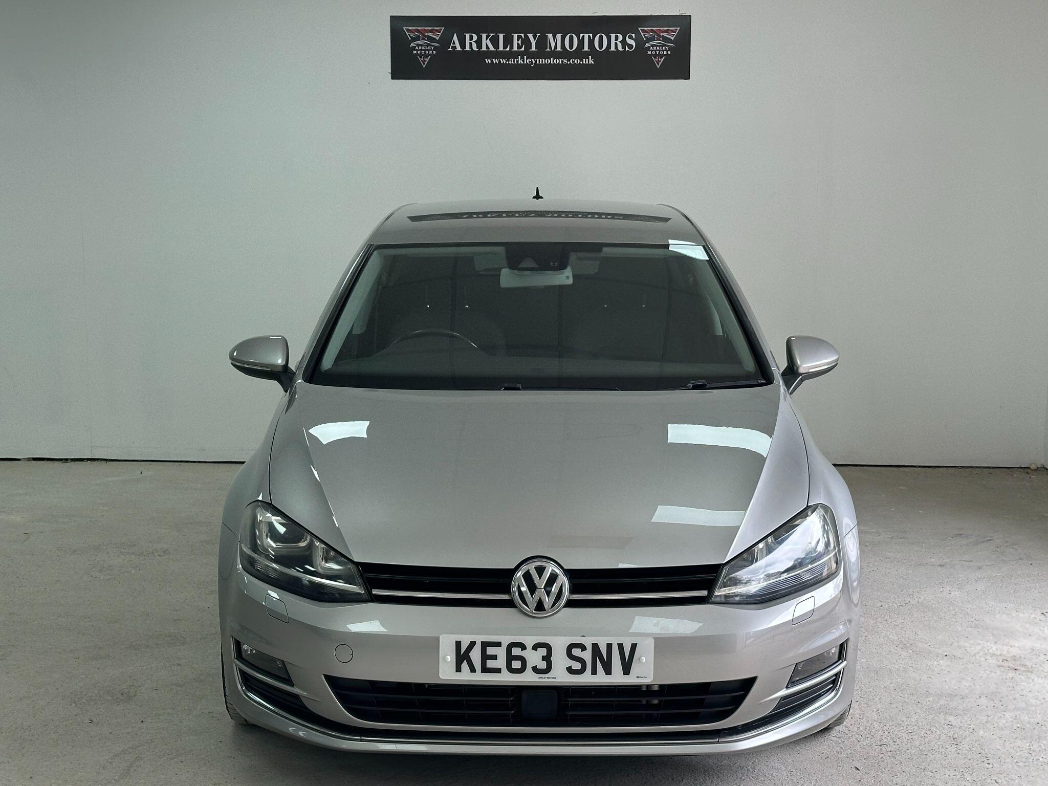 2014 Volkswagen Golf image 7