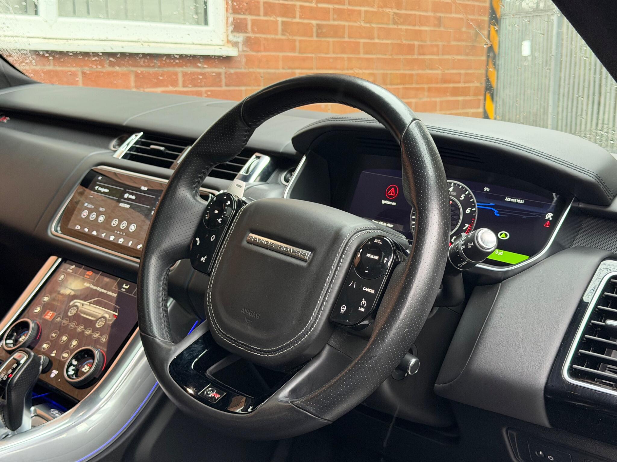 Land Rover Range Rover Sport view 43