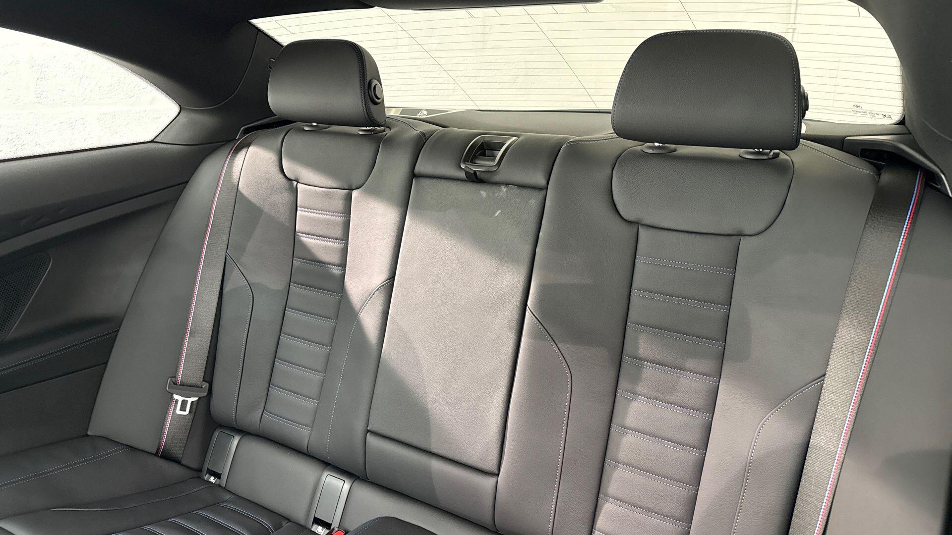 BMW 2 Series view 12