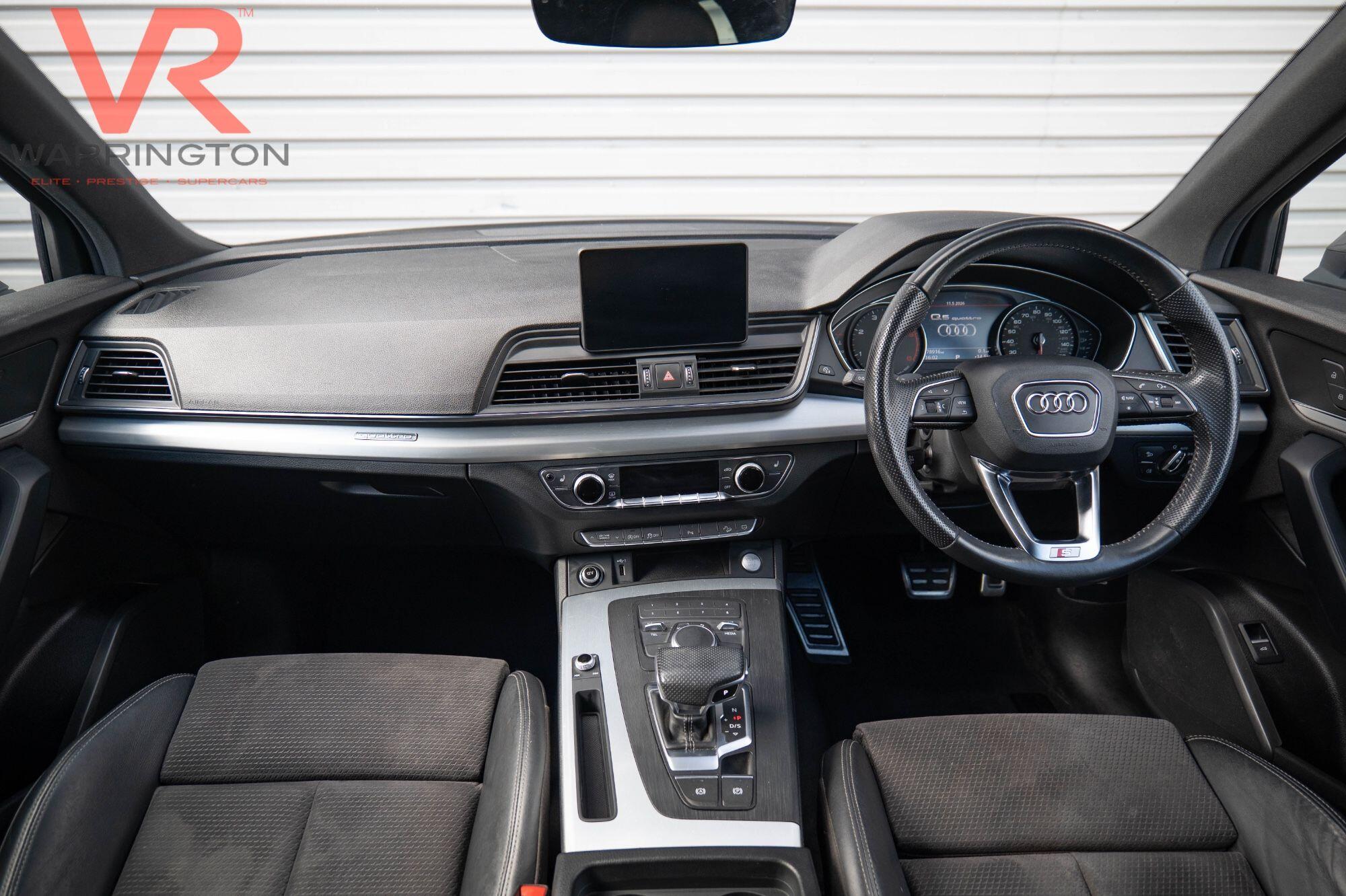 Audi Q5 view 2