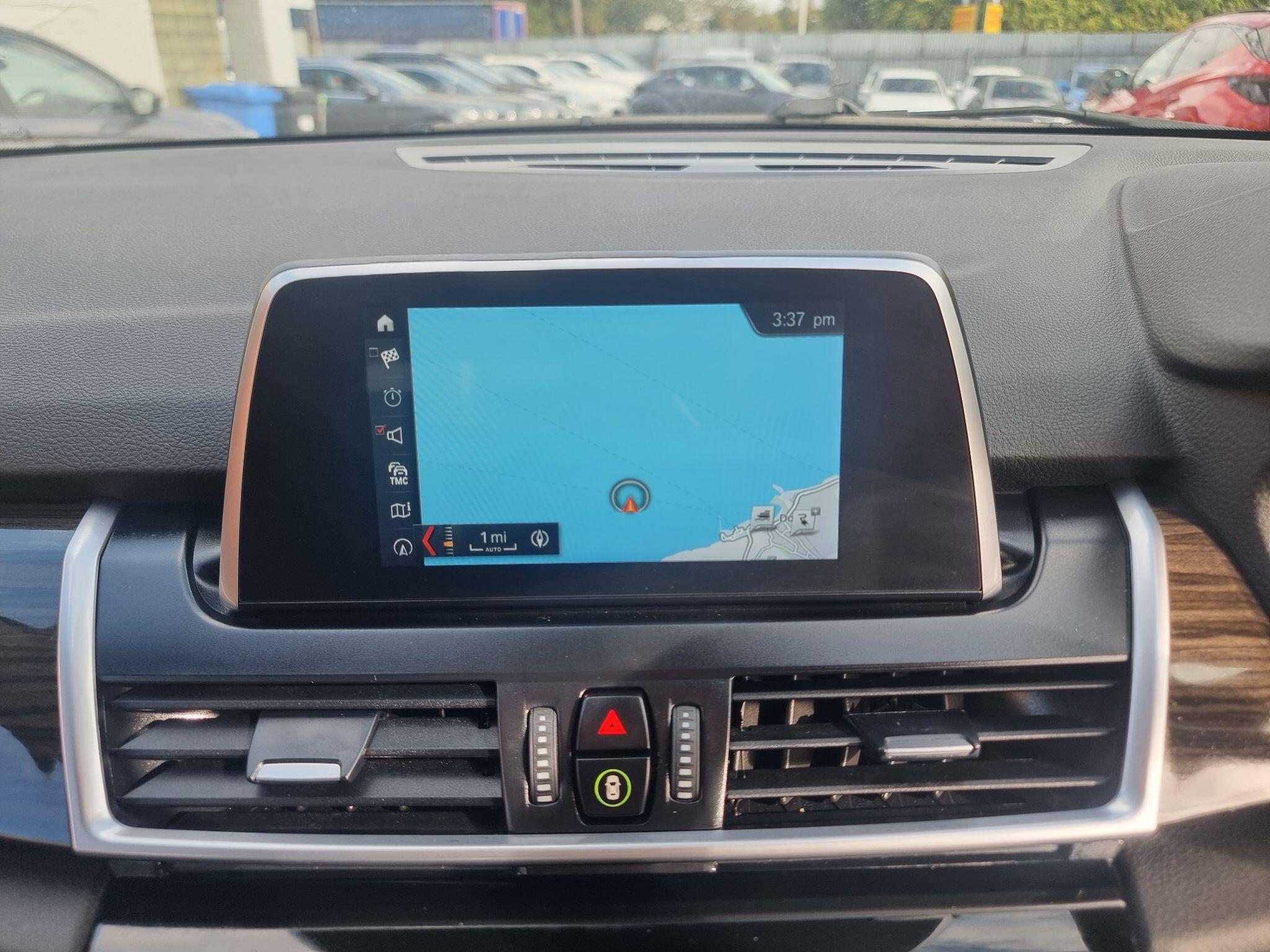 BMW 2 Series view 33