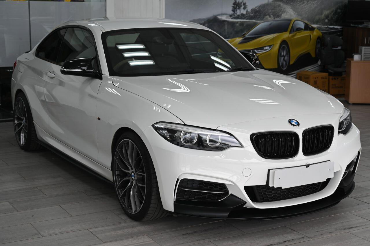 BMW 2 Series view 2