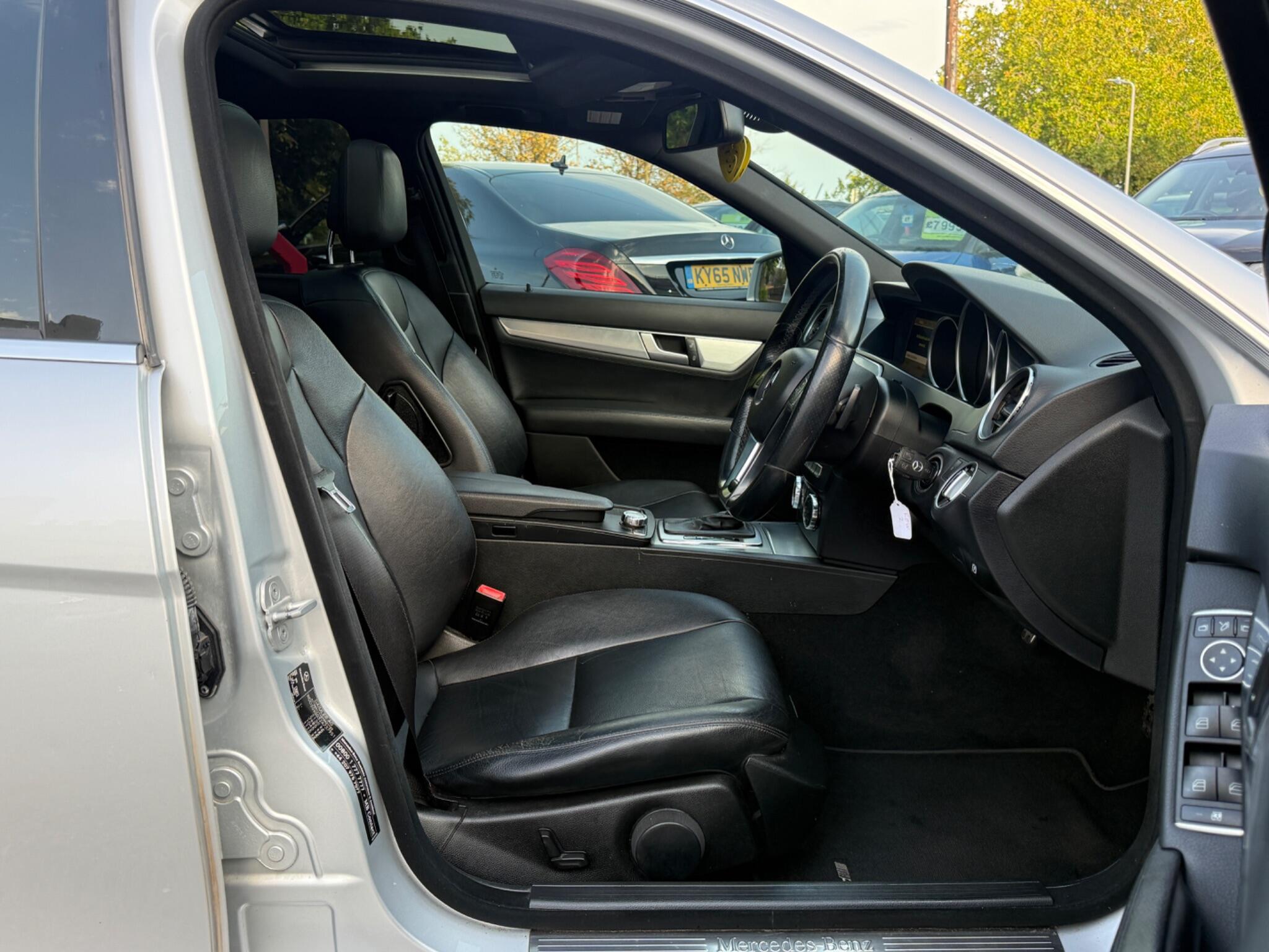Mercedes-Benz C Class - Image 9