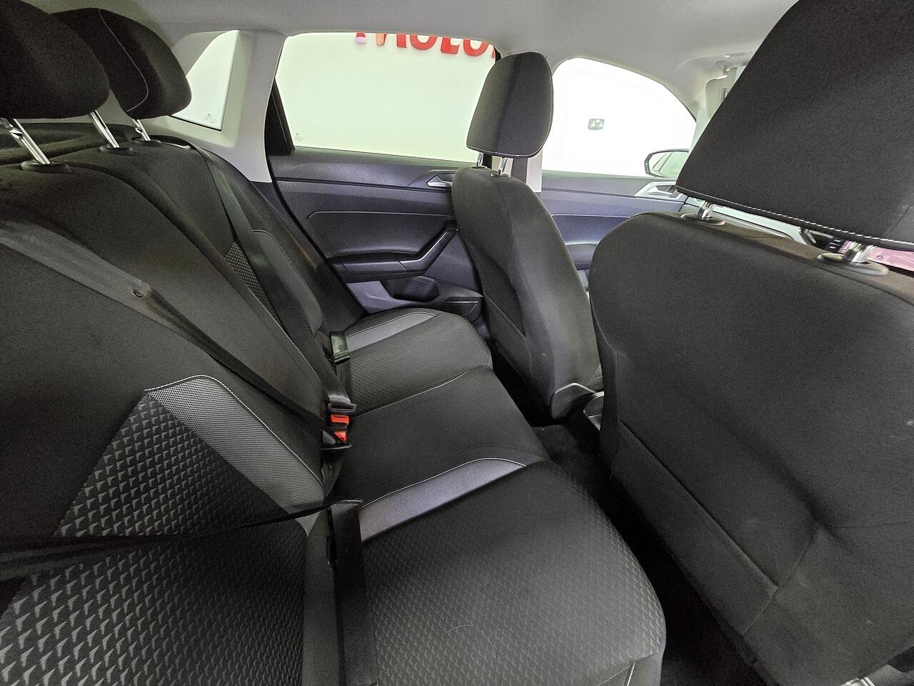 Volkswagen Polo view 16