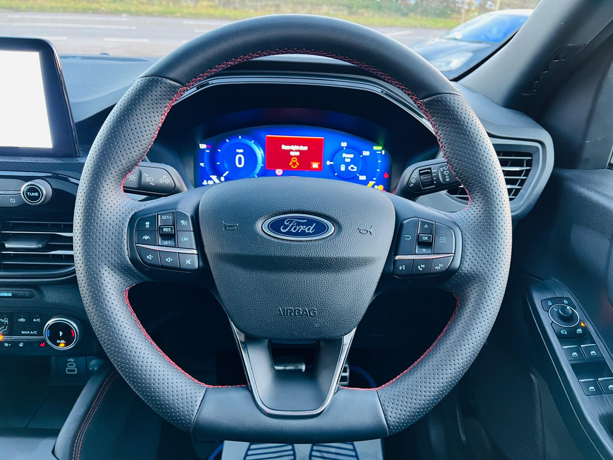 2023 Ford Kuga 2.5 EcoBoost Duratec 14.4kWh ST-Line X CVT Euro 6 (s/s) 5dr • 23,532 miles image 61