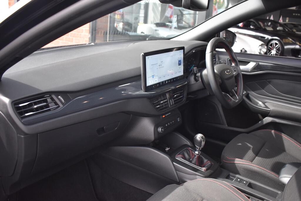 Ford Focus view 36
