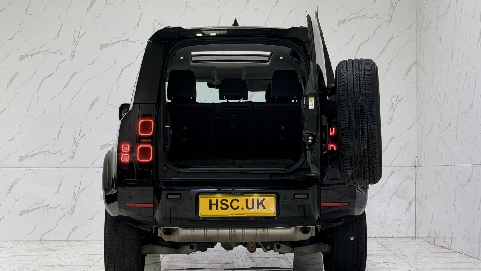 Land Rover Defender view 47
