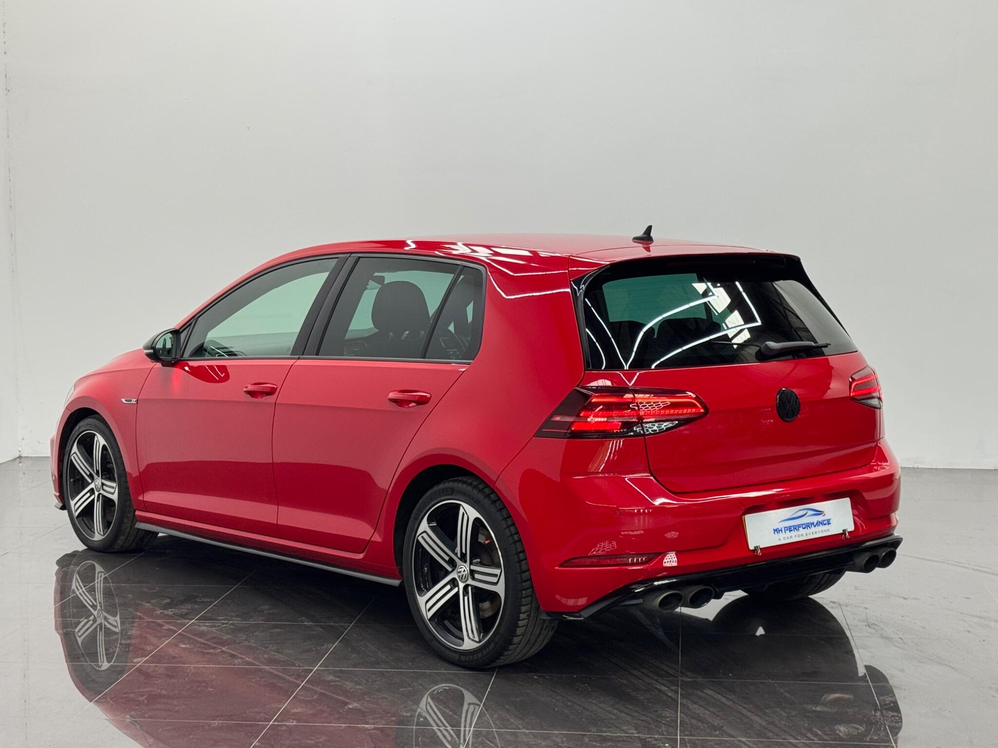 Volkswagen Golf view 70