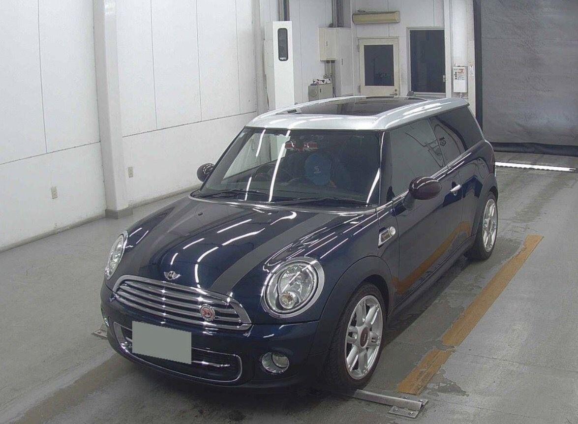 Mini Clubman view 2