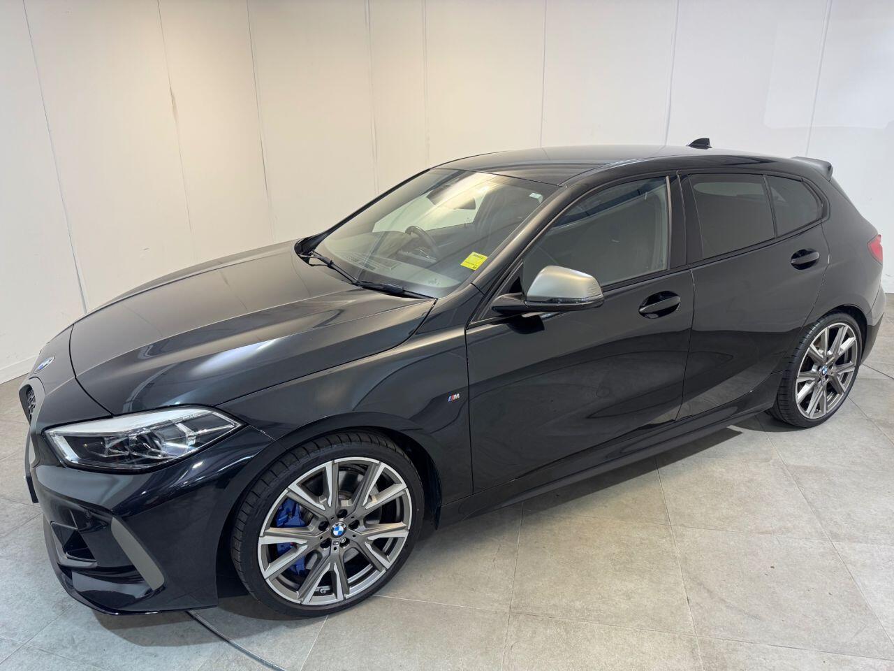 BMW 1 Series view 9