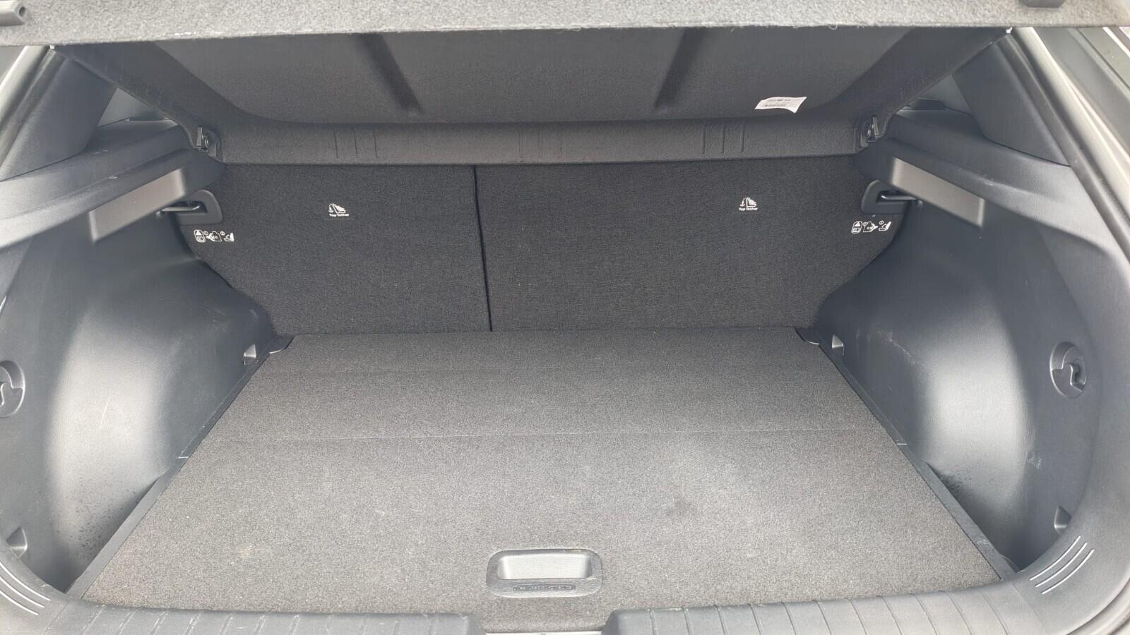 Kia Kia EV4 view 7