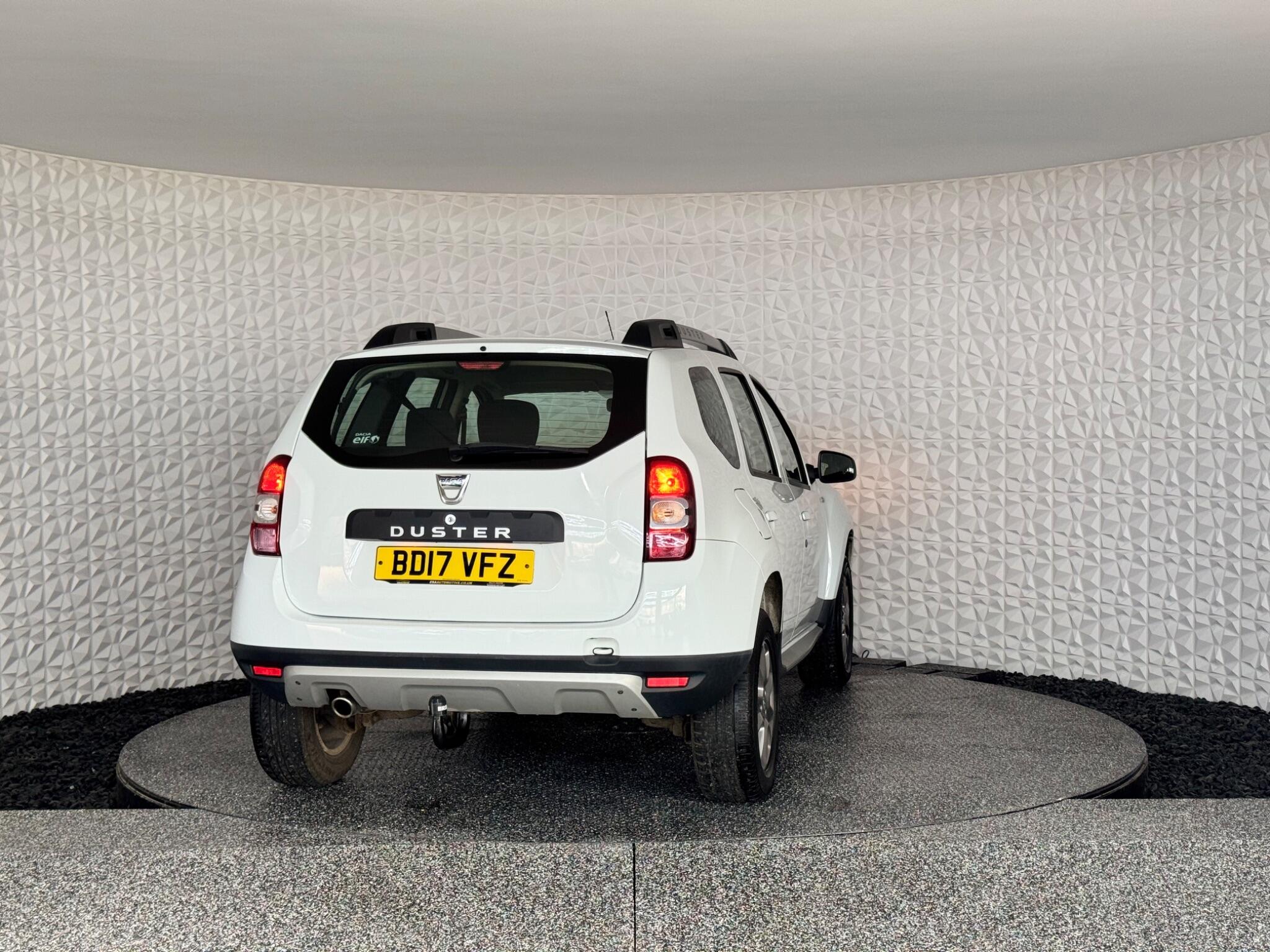 Dacia Duster view 13