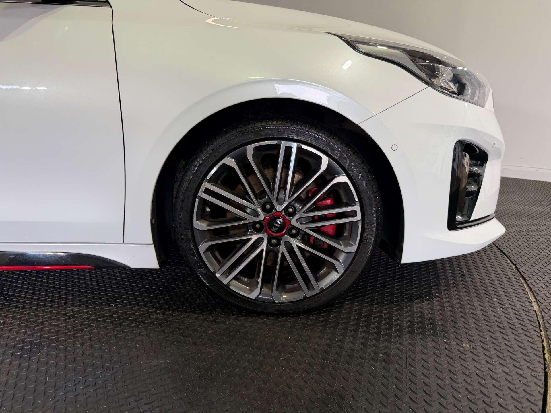 Kia Proceed view 75