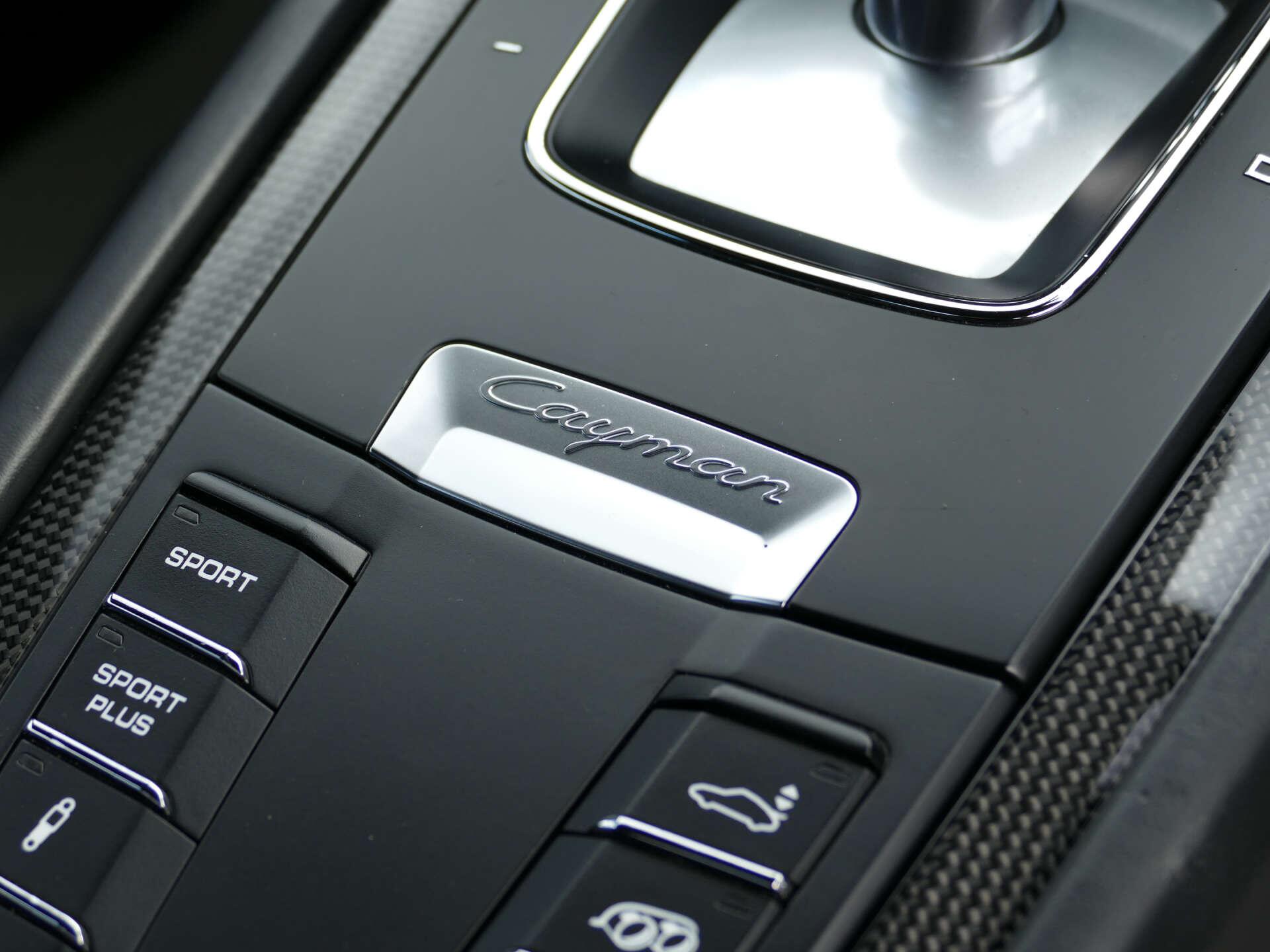 Porsche Cayman view 41