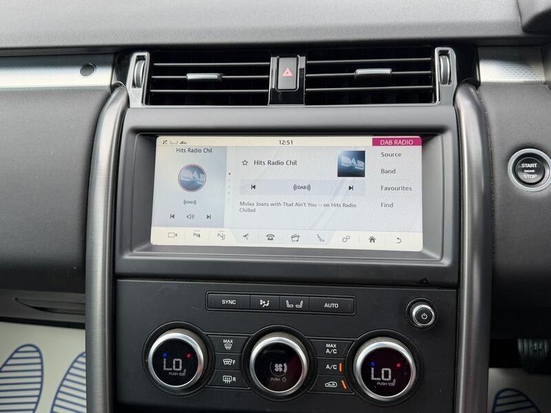 Land Rover Discovery 3 view 45