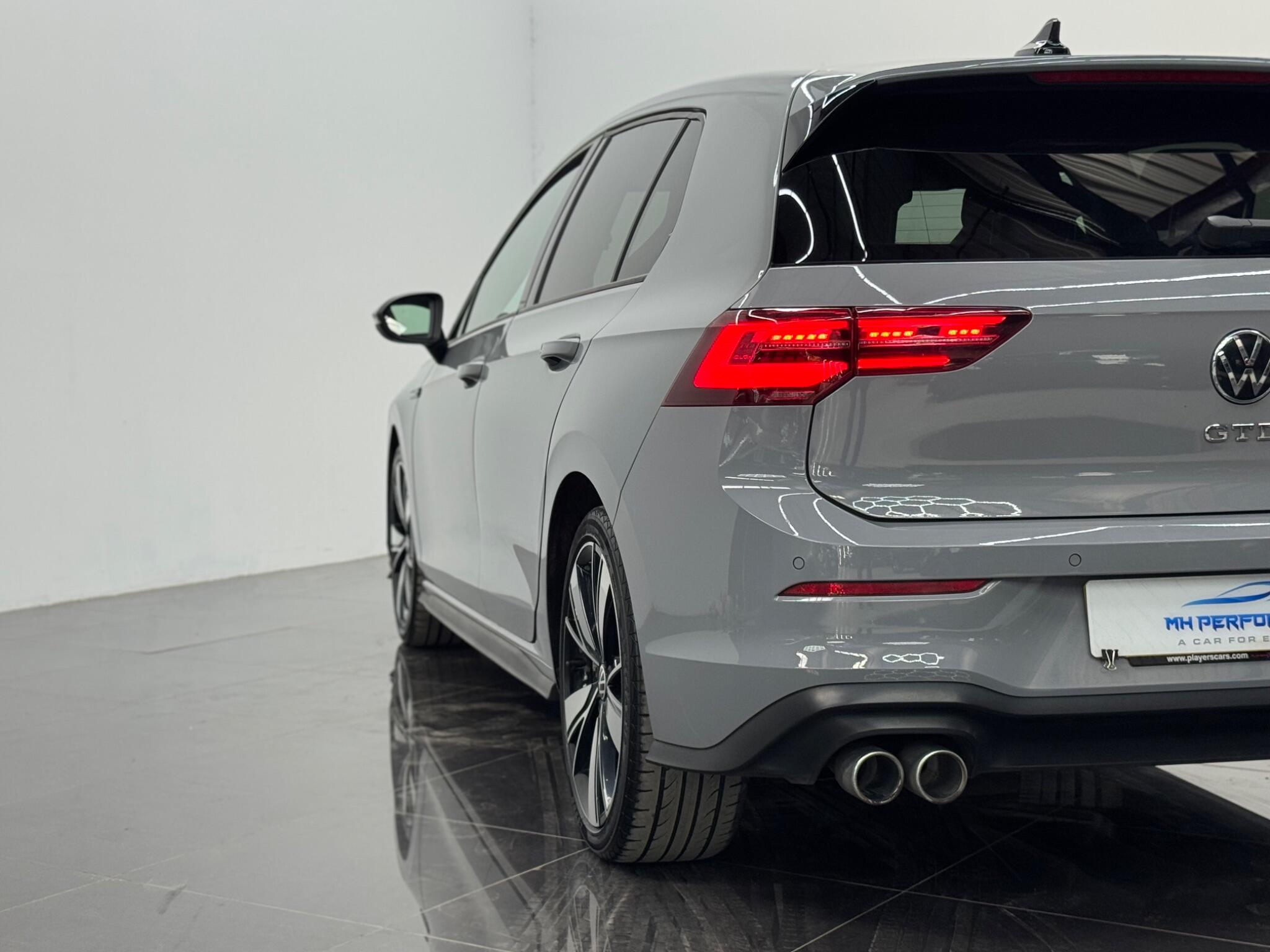Volkswagen Golf view 15