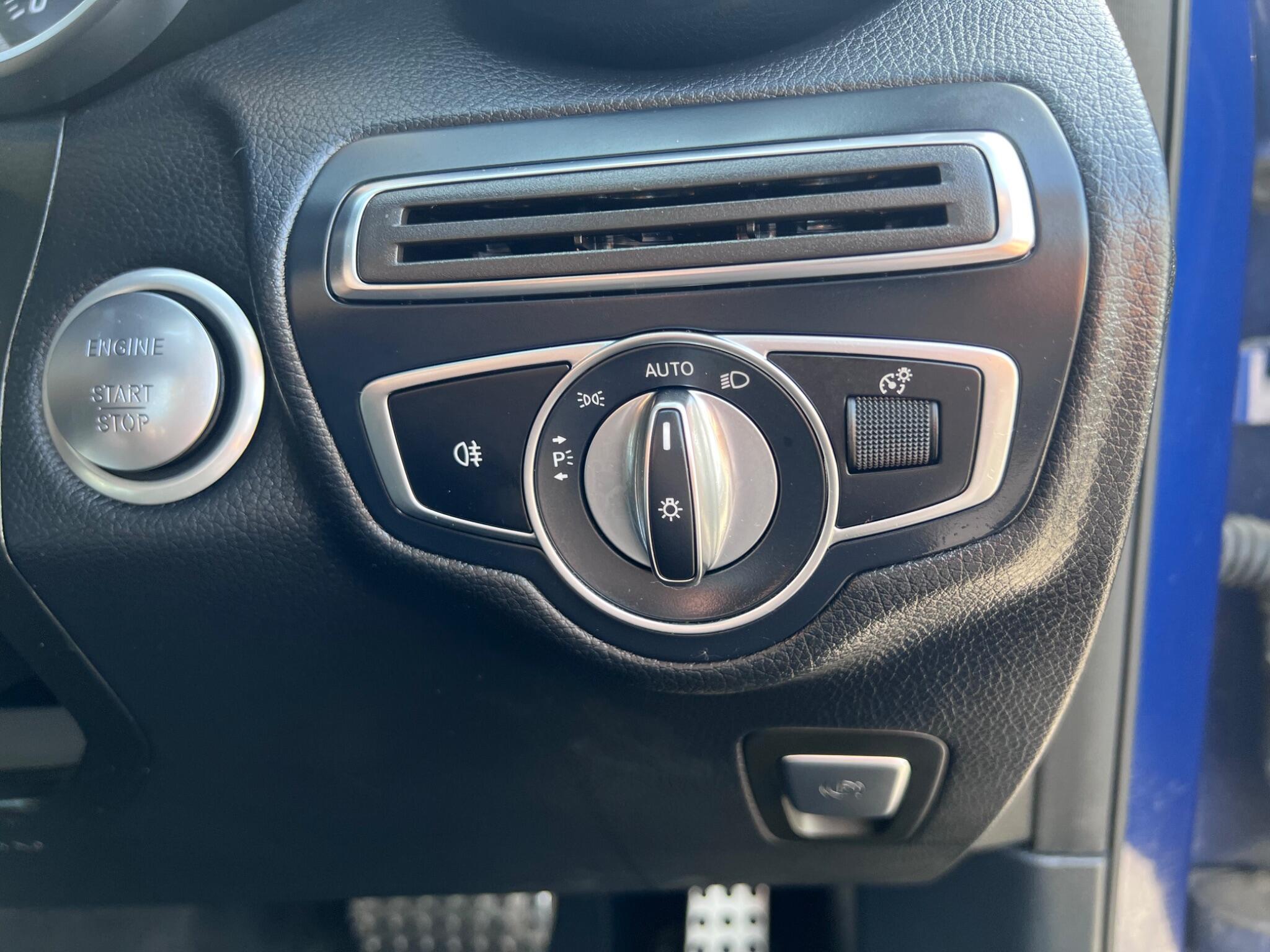 Mercedes-Benz GLC view 29