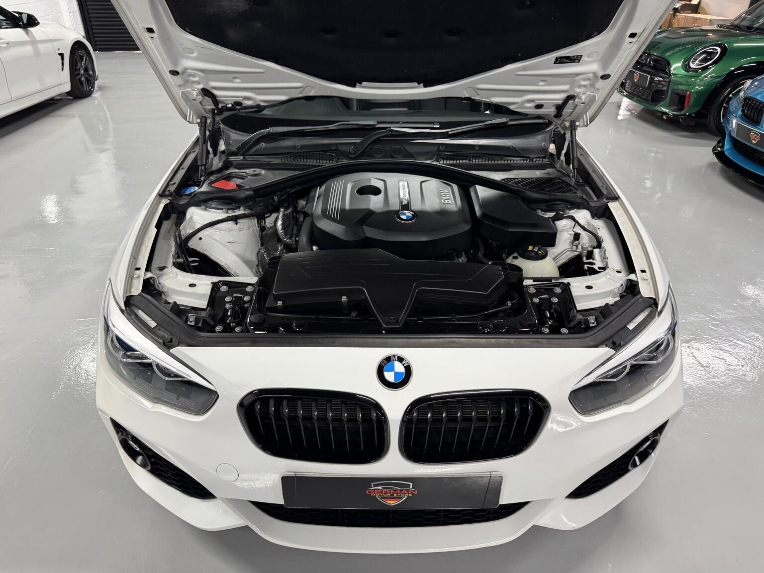 BMW 1 Series view 26