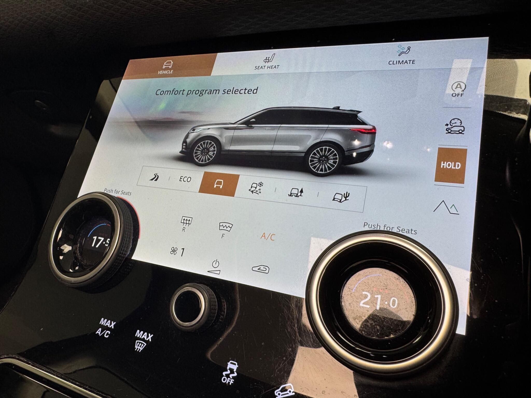 Land Rover Range Rover Velar view 20
