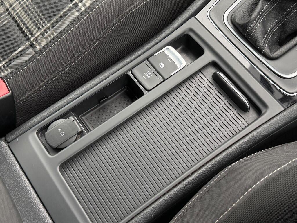 Volkswagen Golf view 39