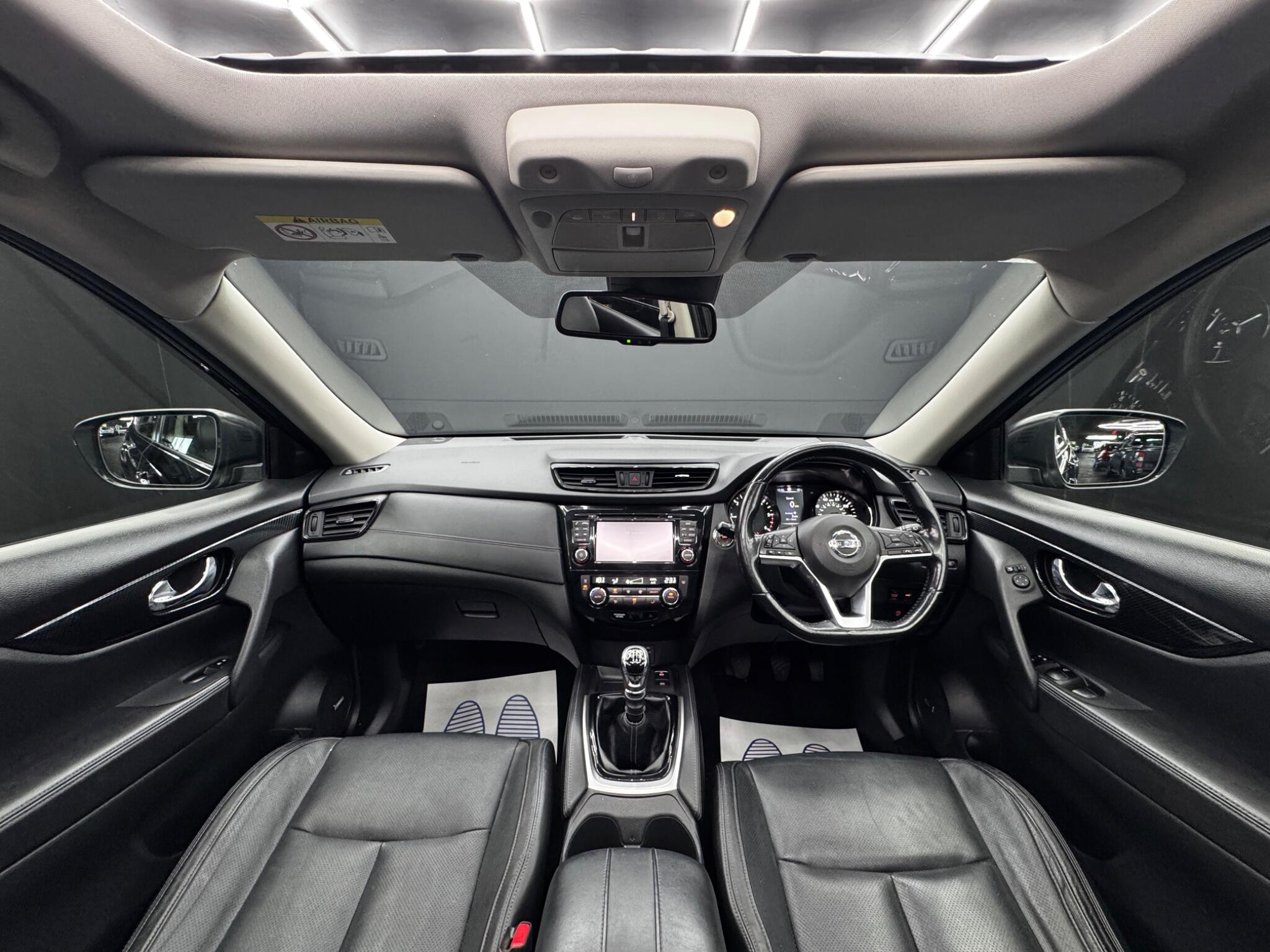 Nissan X-Trail view 17