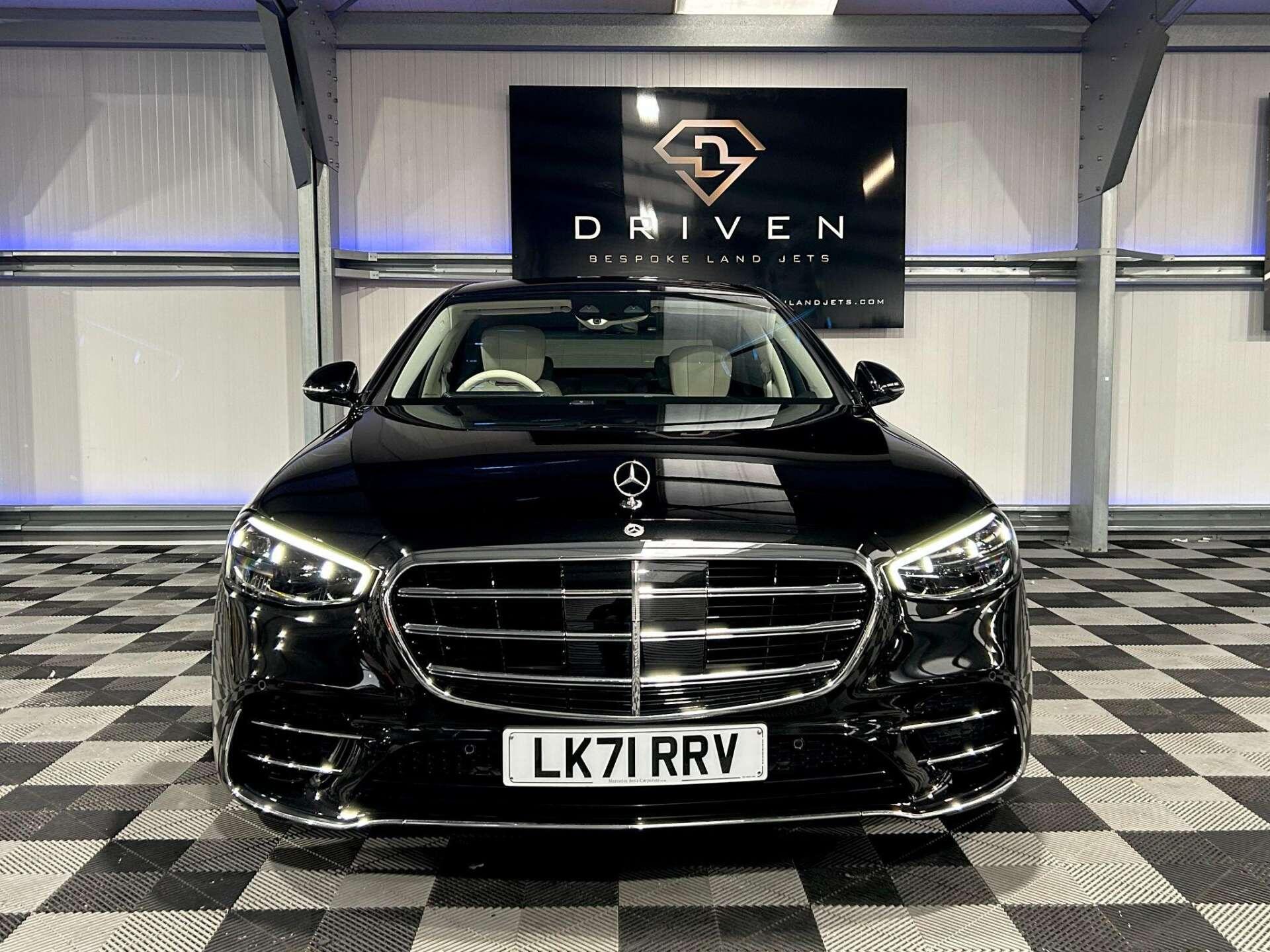 Mercedes-Benz S Class view 4