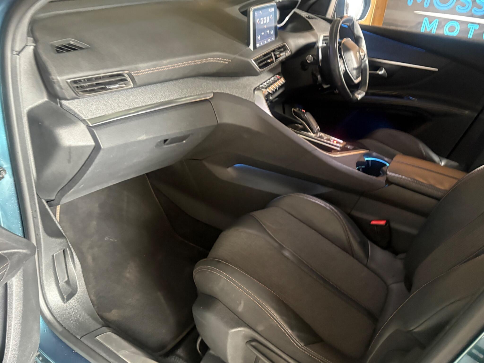 Peugeot 5008 view 33