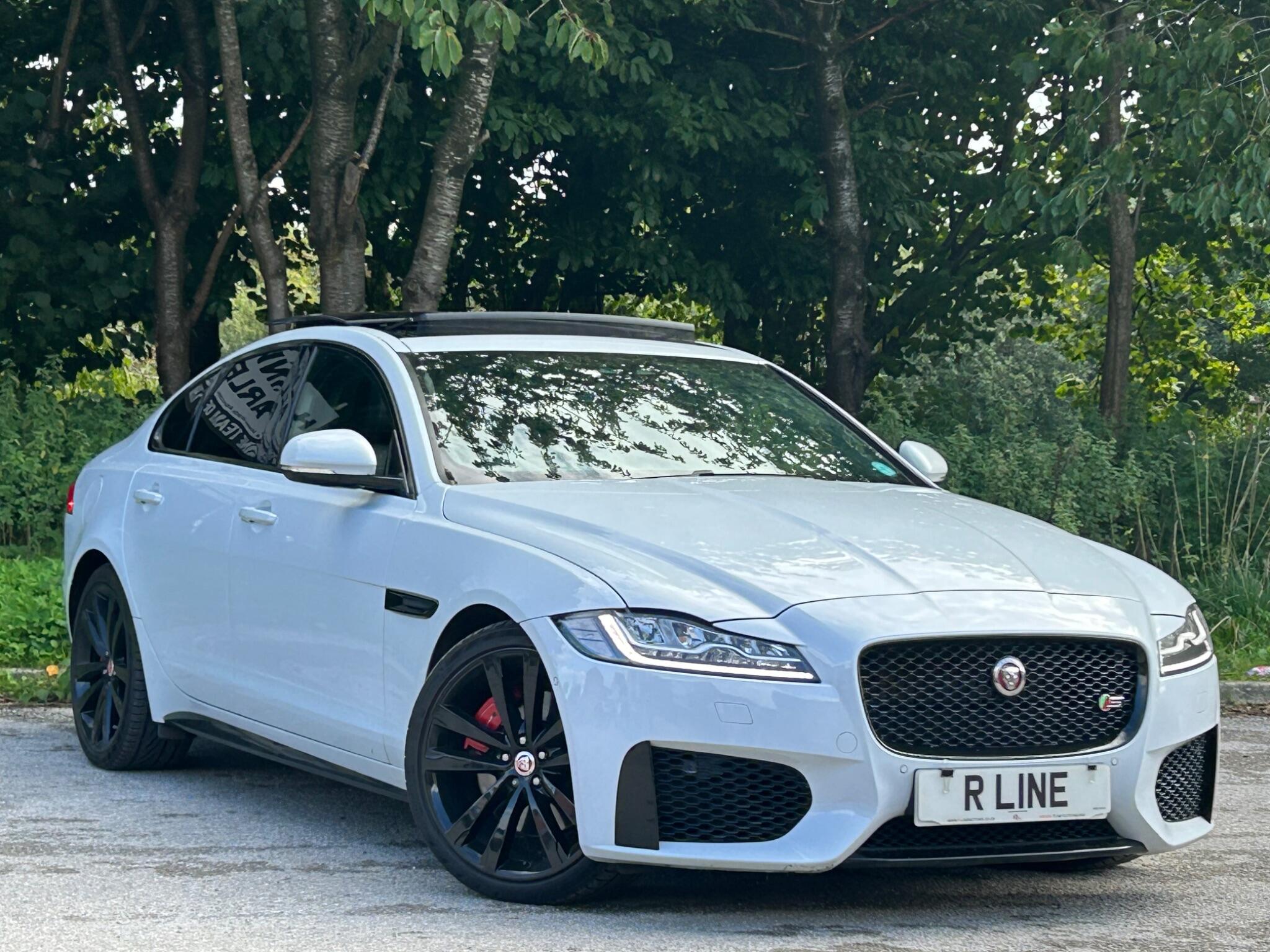 Jaguar XF view 2