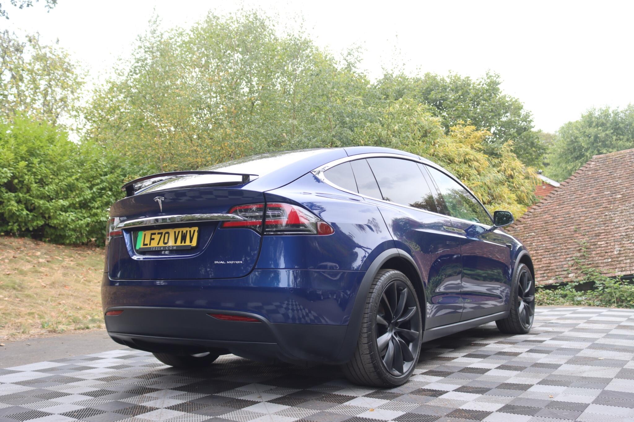 Tesla Model X view 31