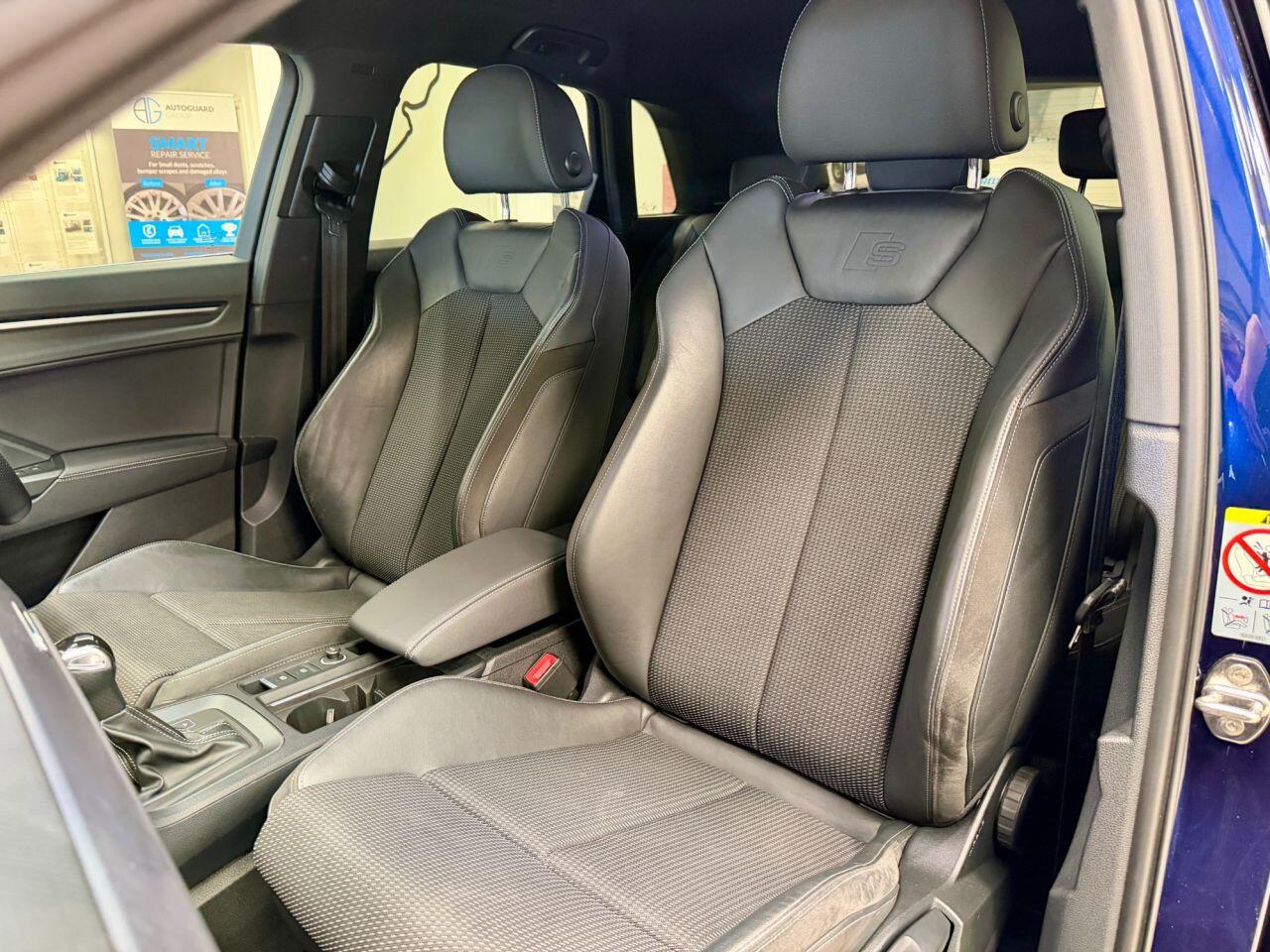Audi Q3 view 23