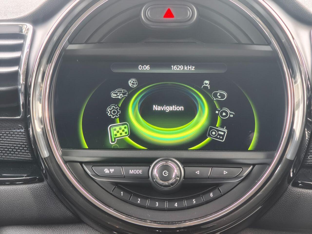 Mini Clubman view 25