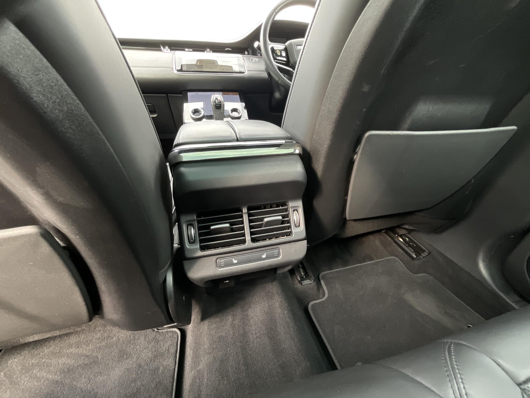 Land Rover Range Rover Evoque view 17