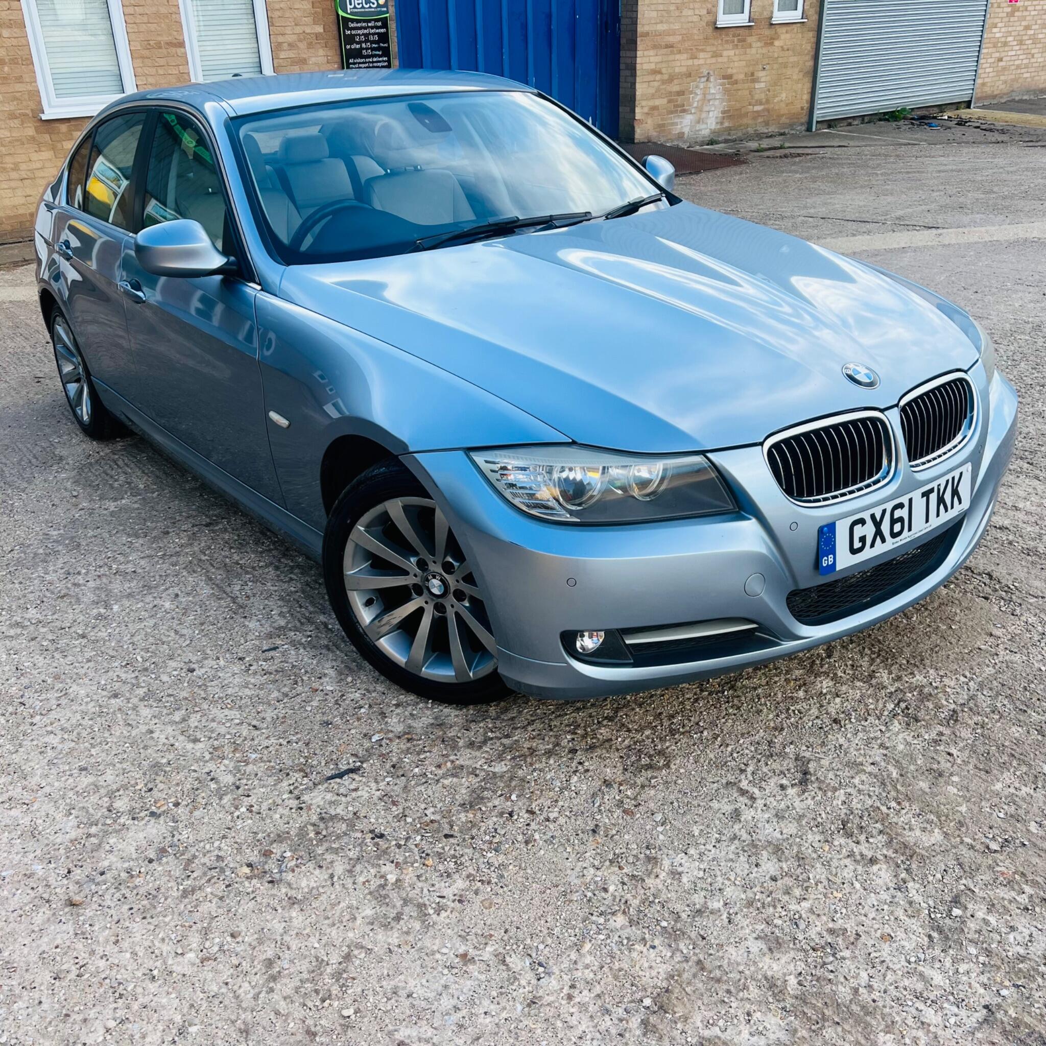 BMW 3 Series view 2