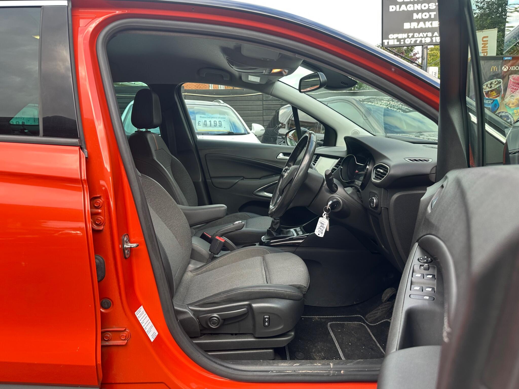 Vauxhall Crossland view 13