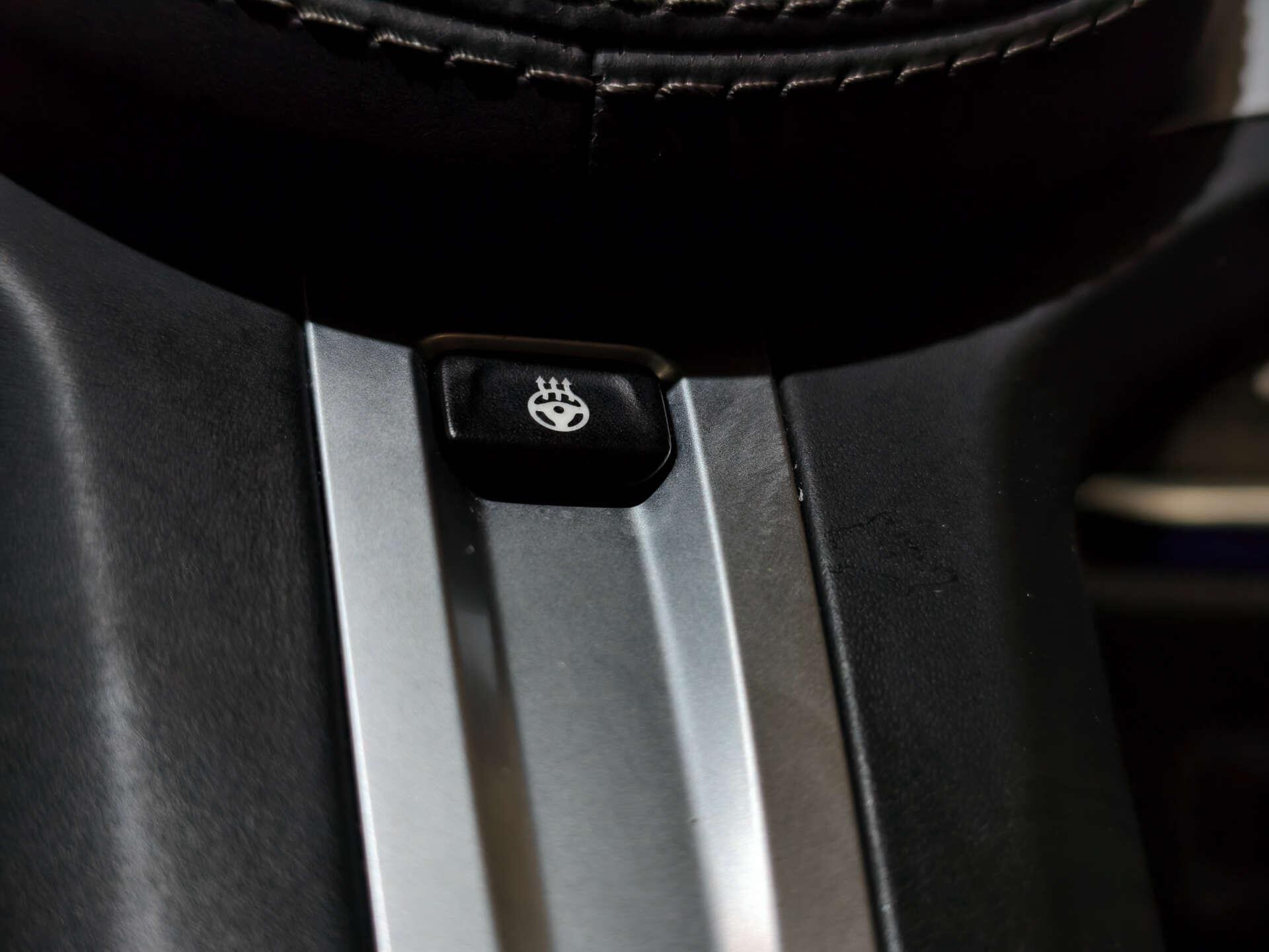 BMW X7 view 42