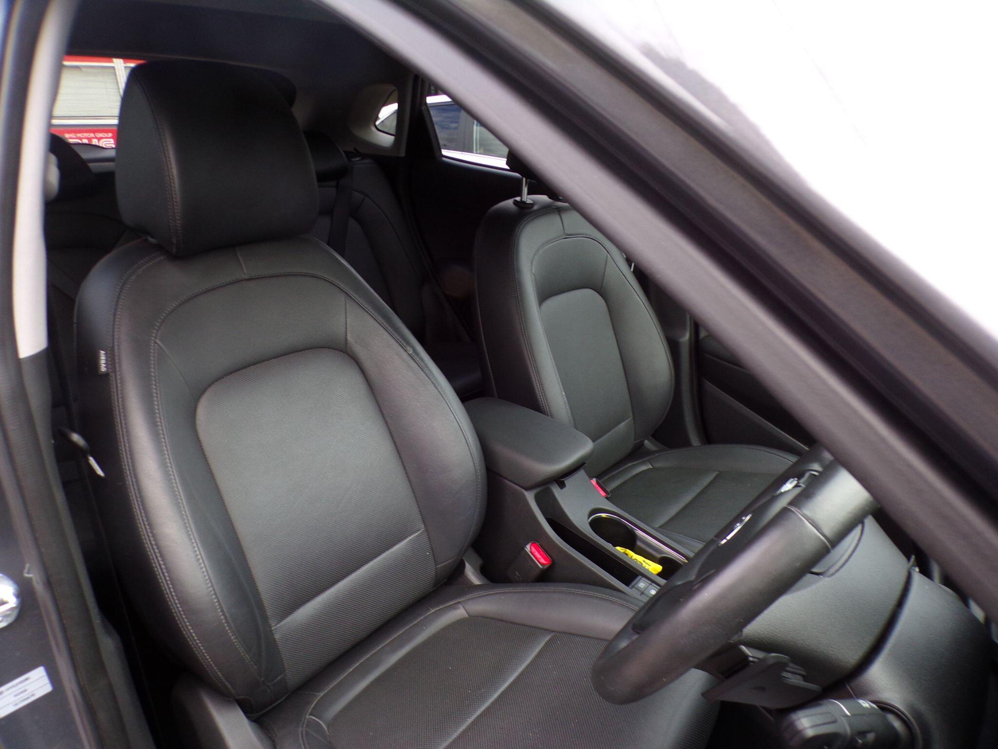 Hyundai Kona view 16