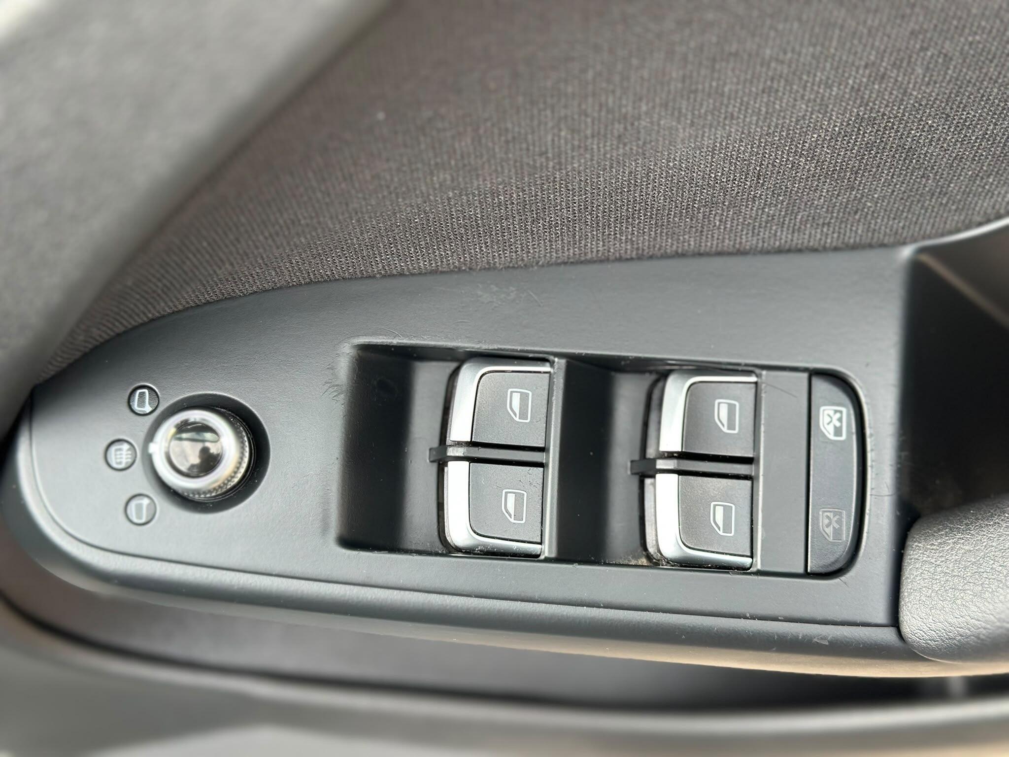 Audi A4 view 54