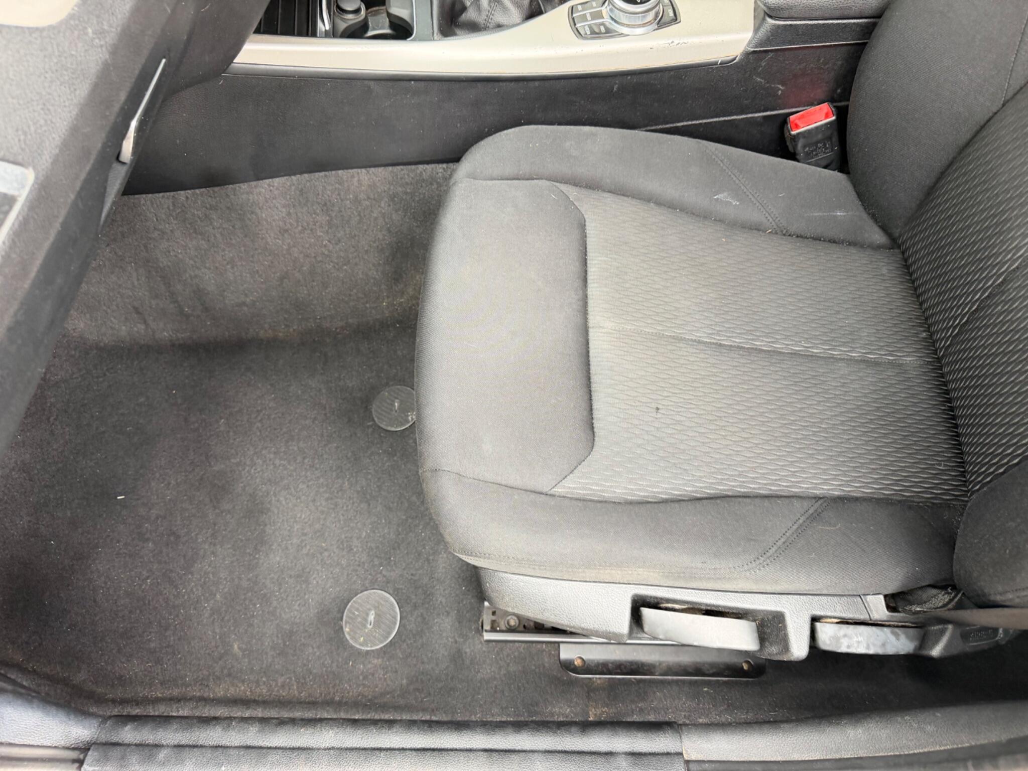 BMW 1 Series view 17