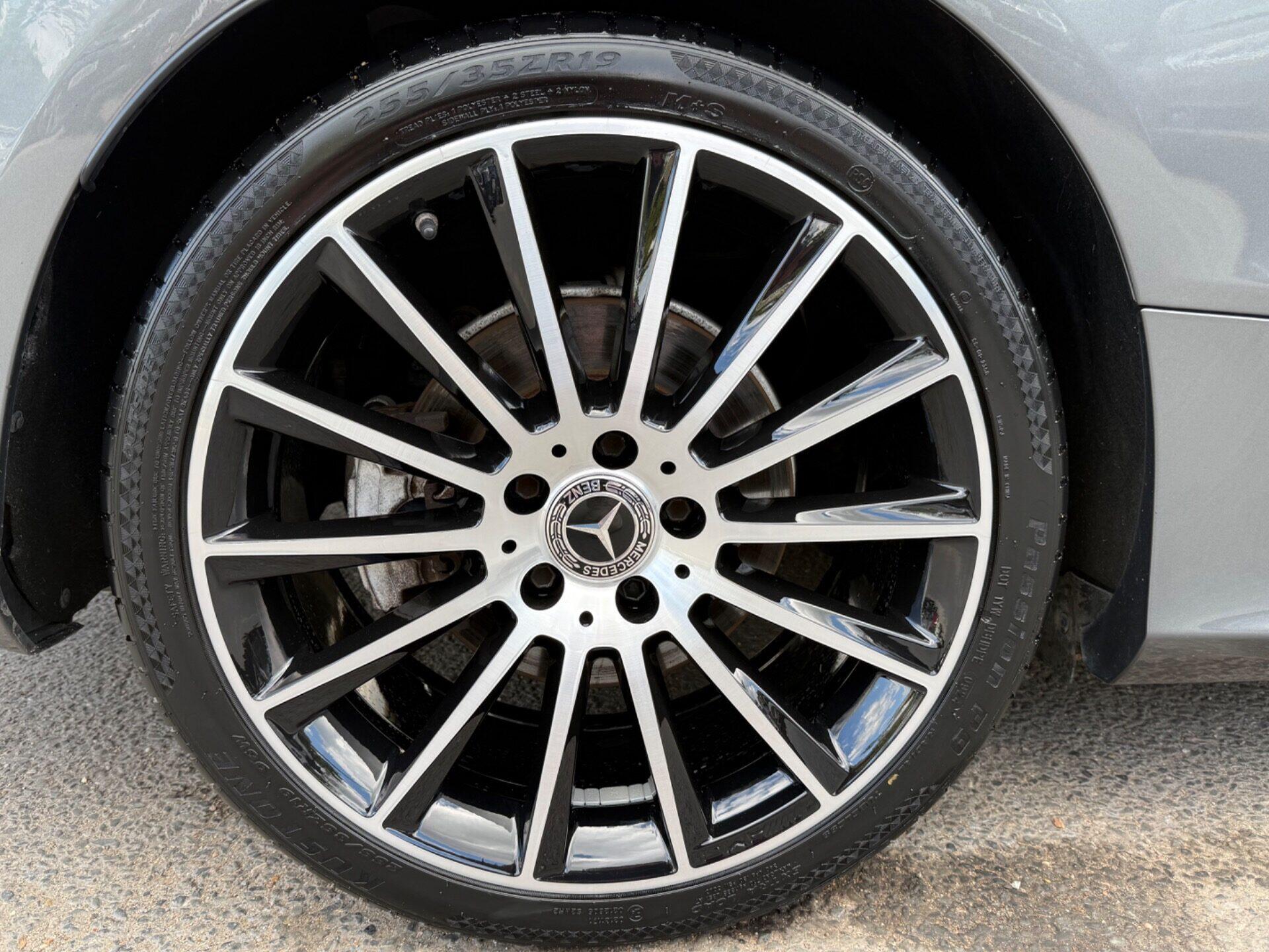 Mercedes-Benz C-Class view 71