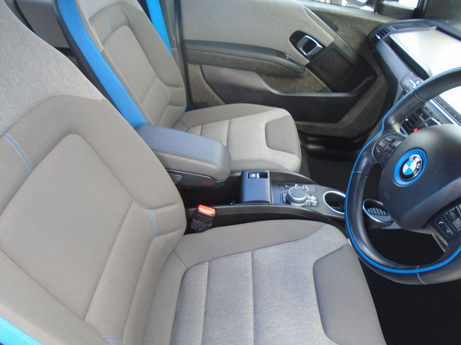 BMW I3 view 10