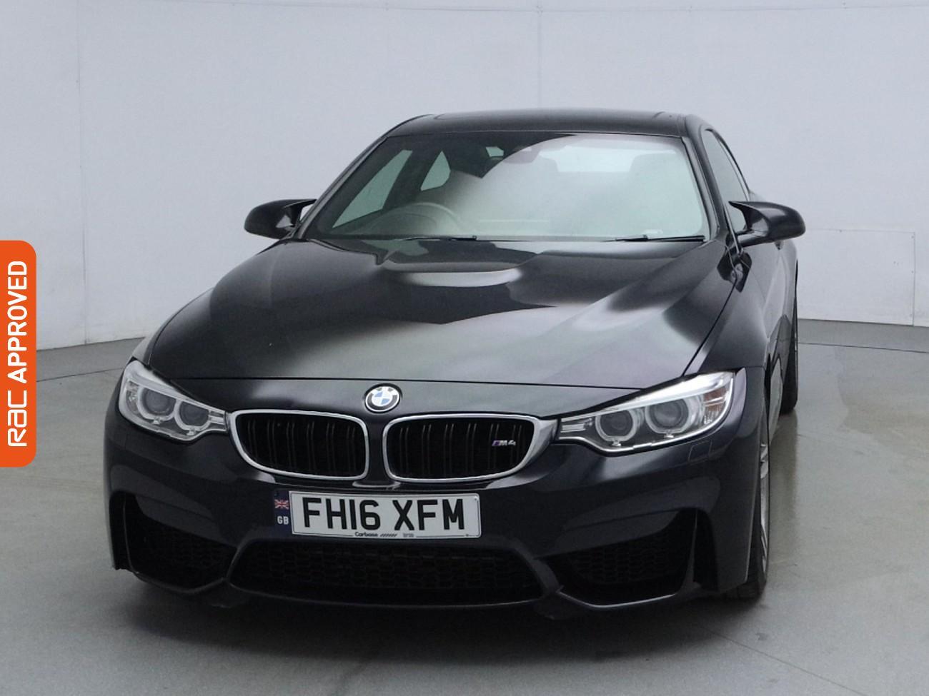 BMW M4 view 7