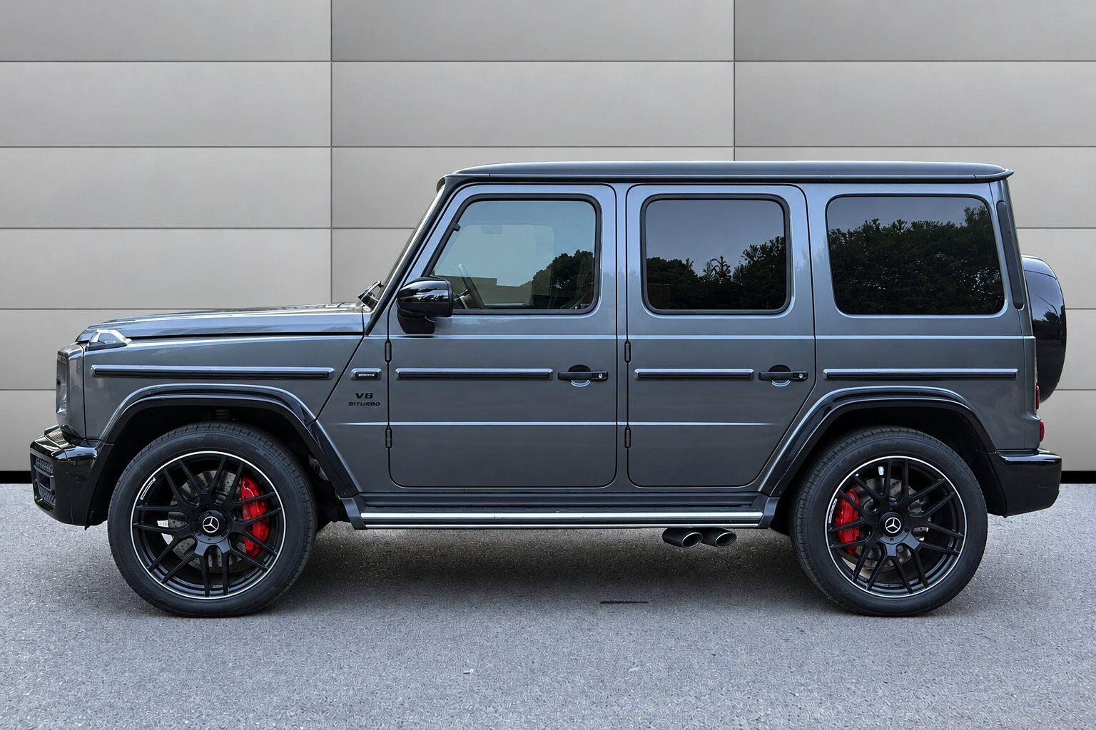Mercedes-Benz G-Class view 3