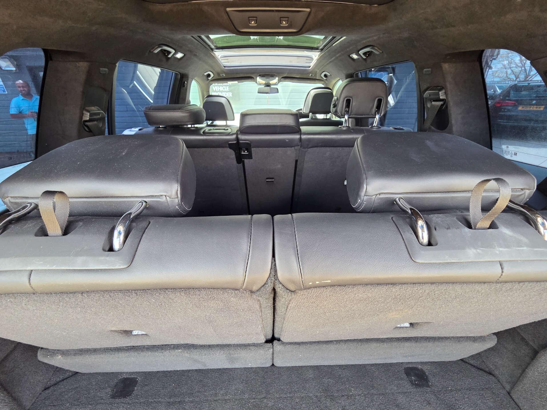 BMW X7 view 31